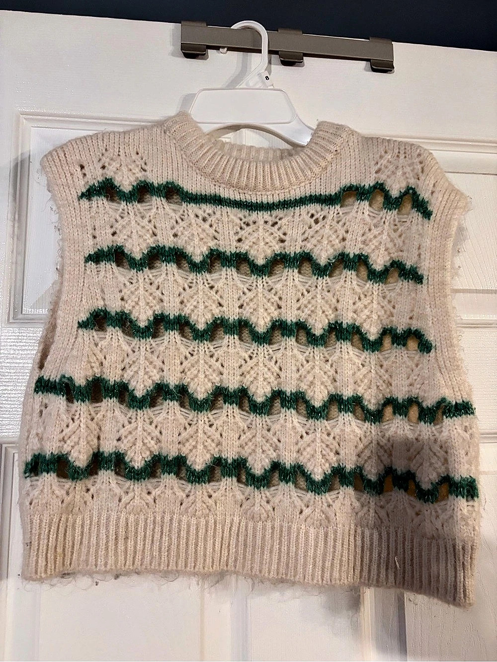 Zara Girls Cream & Green Sweater Size 9-10